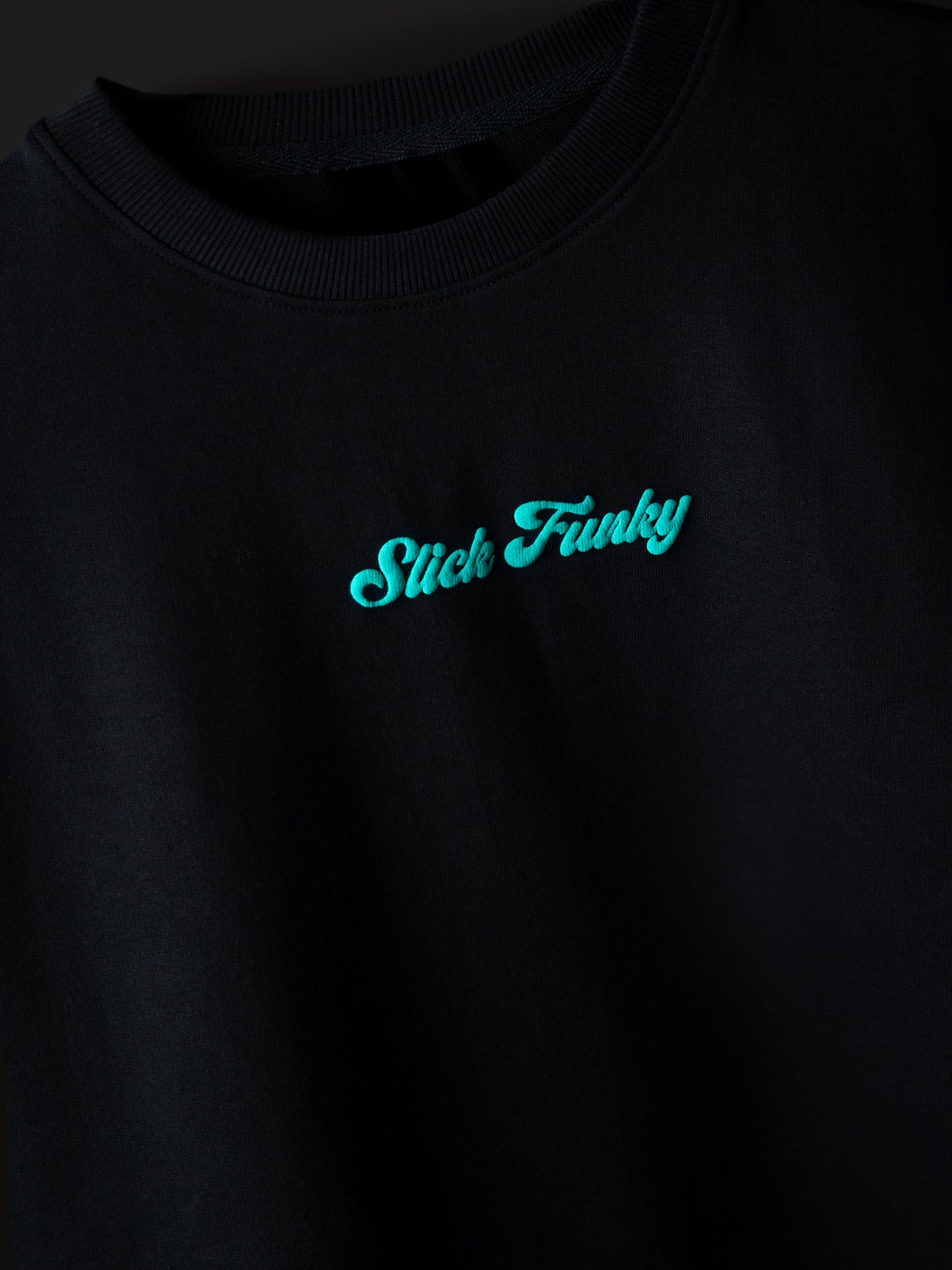 SLICK FUNKY GRAPHIC TEE
