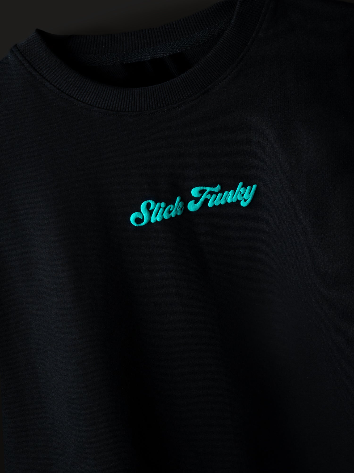 SLICK FUNKY GRAPHIC TEE