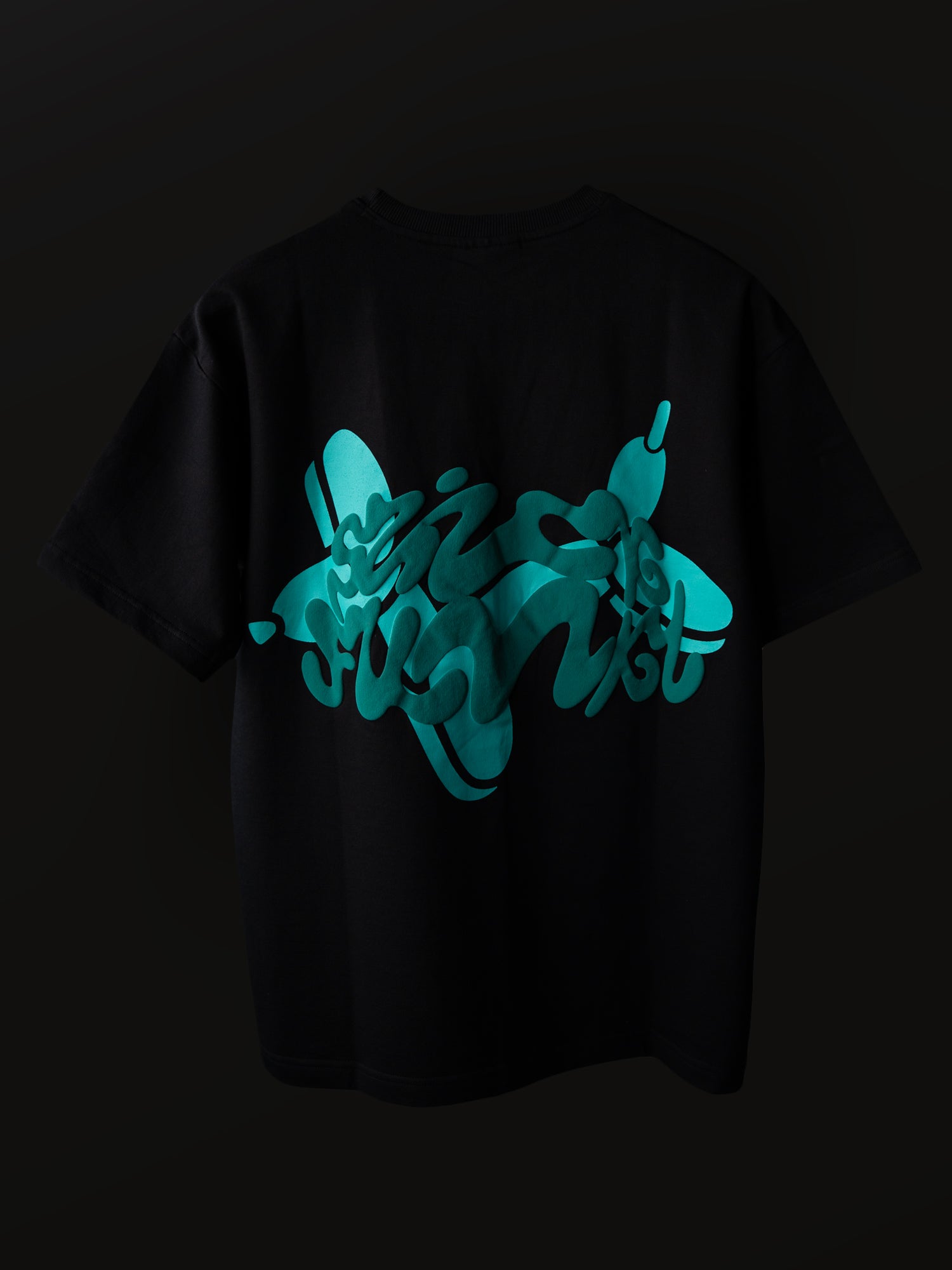 SLICK FUNKY GRAPHIC TEE